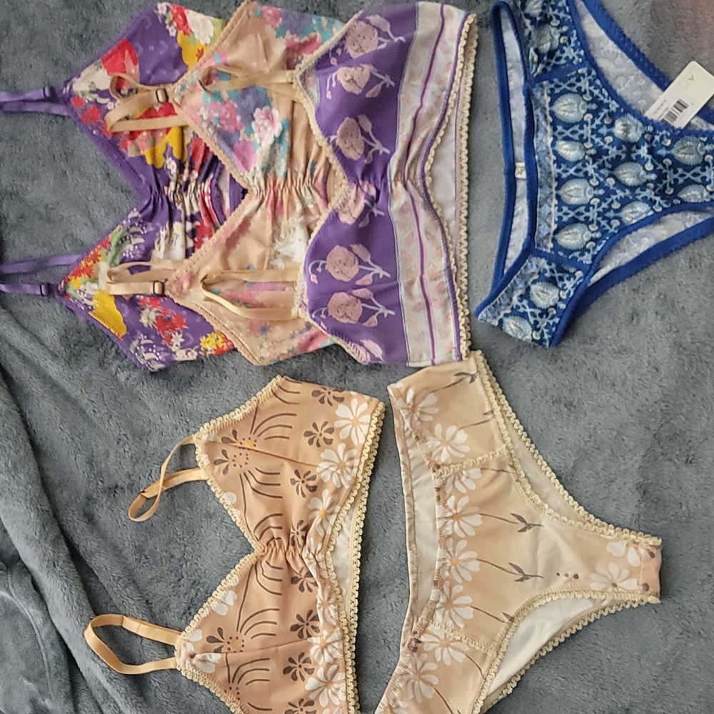 Spell Bralettes & Bloomers - swaps